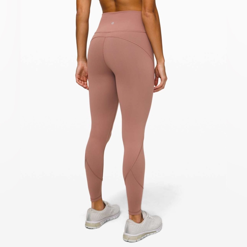 Lululemon In Movement Tight 25” *Everlux Size 2